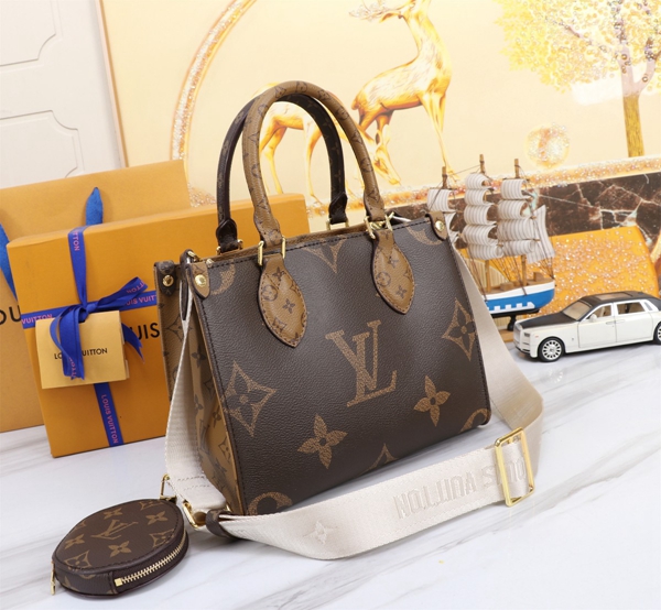 ルイヴィトンバッグ側面デザイン